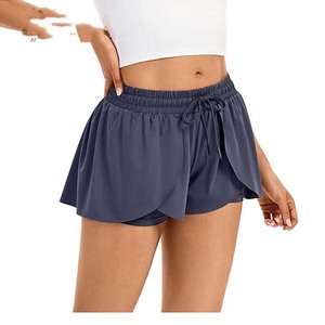 Short de sport en modal haute performance pour femmes actives-Short confortable pour femmes qui évacue l'humidité à séchage rapide - Product Image 6