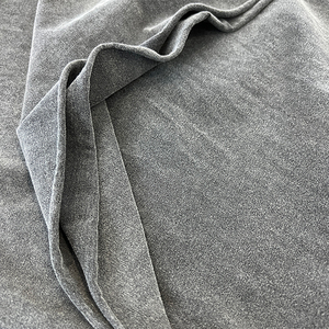 T-shirt cousu et découpé avec logo personnalisé OEM Vêtements d'entraînement et de compression sans couture pour hommes Débardeur de sport pour hommes - Product Image 5