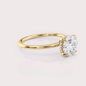 Bague de fiançailles solitaire ronde en or jaune 18 carats avec diamant de laboratoire - Product Image 2