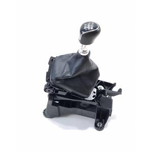 POIGNÉE DE LEVIER DE VITESSES FORD EcoSport Série ZTJA, ZTJB, ZTJC (12>) - Product Image 1
