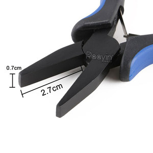Alicates para Extensiones de Cabello, Herramienta de Prensado de Punta Plana de Metal para Instalación y Extracción, 4.5 Pulgadas, Mango Azul y Negro - Product Image 6