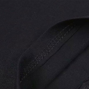 เสื้อยืดสีดำสำหรับผู้ชายเสื้อยืดผ้าฝ้ายโพลีเอสเตอร์พิมพ์ลายโลโก้ตามสั่งแบบเรียบ - Product Image 4