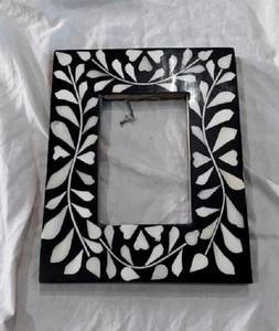 Marco de fotos con incrustaciones de hueso moderno hecho a mano, negro, blanco, personalizable, 5x7, 8x10, tamaños, Decoración de mesa amigable, artesanías naturales talladas a mano - Product Image 3
