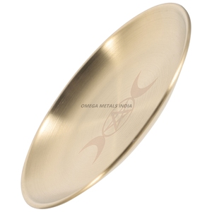 Plateau de service rond en argent fabriqué à la main avec un design floral élégant et des bords détaillés, parfait pour un divertissement et une décoration élégants - Product Image 4