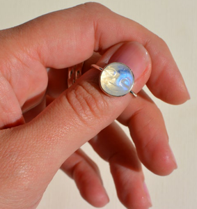 Belle Labradorite 12x16mm Bague ovale en argent sterling massif 925 plaqué or Bague de réglage de lunette pour la Saint-Valentin - Product Image 2