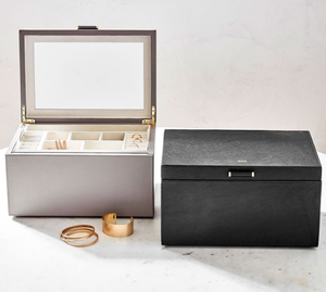 Joyero Rectangular de Cuero y Mdf Moderno de Latón AK en Color Gris y Negro con Vidrio de Espejo Juego de 2 Para Vajilla - Product Image 1