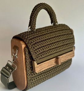 Espaciosos bolsos de mano de algodón para mujer con bolsillos con cremallera diseñados para mujeres ocupadas que llevan gadgets, libros y más - Product Image 4