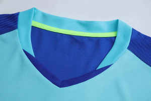 Venta caliente Ropa deportiva Sublimación Nombre personalizado Camiseta de fútbol para hombres Venta al por mayor Kit de fútbol personalizado - Product Image 4