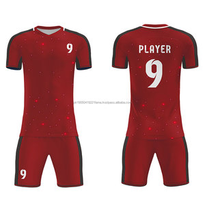 Conjuntos de Fútbol Personalizados al por Mayor de Poliéster/Algodón, Colores y Logotipos Personalizados, Tela Transpirable Hecha en Pakistán, Alta Calidad - Product Image 1