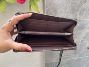 Cartera de mano de cuero de vaca a la moda, monedero con cremallera, pelo Real, piel de piel, cartera para parches occidentales de primavera - Product Image 6