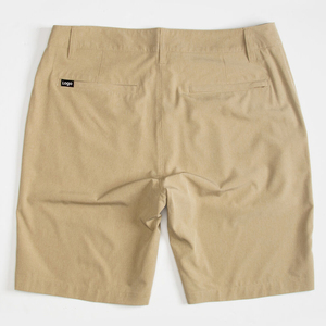 Shorts pour hommes Clean Everyday Shape, conçus pour une mouvement décontracté, avec un look élégant et une présence naturellement décontractée. - Product Image 2