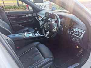 <span class=keywords><strong>BMW</strong></span> <span class=keywords><strong>Serie</strong></span> 740Li M Sport Usado de Lujo y Alto Rendimiento, Automático, Listo para Enviar a Todo el Mundo - Product Image 2