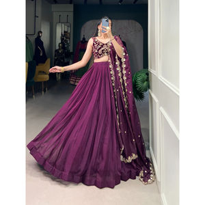 Tenue ethnique indienne Fashionharbour Readymade Lehenga Choli Set Bollywood Style Organza cousu pour les mariages, les fêtes et les réceptions - Product Image 4
