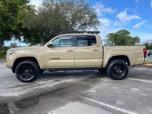 2020 para Tacoma SR5 V6 cabina doble RWD usado listo Envío Automático Turbo motor R18 neumáticos asientos de tela Interior oscuro camioneta izquierda - Product Image 6