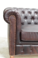 Canapé Chesterfield moderne de luxe à deux places inclinable en similicuir avec accoudoirs, confortable pour la maison, l'hôtel, la villa et la décoration de salle à manger