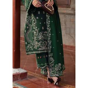 Ensemble 3 pièces en mousseline brodée SAPPHIRE avec dupatta et pantalon brodés en tissu Khaddi pour le printemps/été BIC-4678 - Product Image 3
