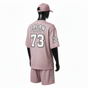 Conjunto de pantalones cortos de malla para hombre, duradero, de poliéster de 200 GSM, ligero, deportivo, con logotipo personalizado bordado. - Product Image 5