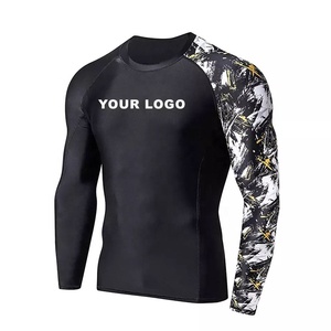 Ensemble de vêtements de combat MMA personnalisés pour hommes, rashguard BJJ et short de combat, imprimé par sublimation, vêtements d'entraînement de grappling sans kimono - Product Image 4