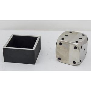 Dés en métal de haute qualité avec boîte, objet décoratif, décoration intérieure moderne, décoration de la maison, cadeau de nouveauté sportive, trophée, support OEM - Product Image 6
