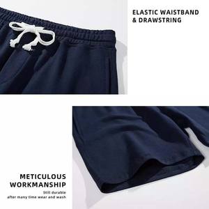 กางเกงขาสั้นผ้ายีนส์แบบลำลองสำหรับผู้ชายพิมพ์โลโก้แบบวินเทจคุณภาพสูงสไตล์กอธิคทรงหลวมปักลายสำหรับฤดูร้อน - Product Image 3