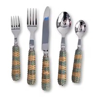 Couverts de luxe en acier inoxydable avec ustensiles de qualité alimentaire et design ergonomique pour les repas quotidiens, les fêtes, la restauration et l'hôtellerie