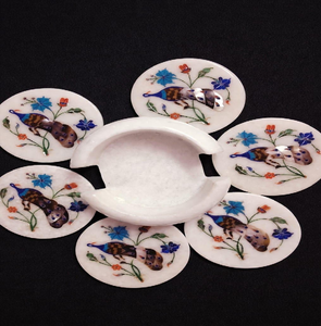 Posavasos hexagonales de mármol oscuro con bordes elevados. Estilo minimalista moderno disponible a precios de mayoreo. - Product Image 6