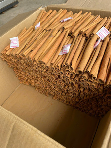 Canela de Vietnam de primera calidad en oferta, aroma maravilloso, especias secas picantes para procesamiento en crudo y exportación a granel. - Product Image 2