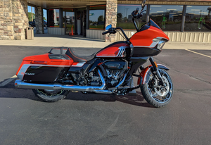 Nuevo 2024 Harrleys-Daviidson CVO Road Glide Legendary Orange Motocicletas Adulto Personalizable - Product Image 2