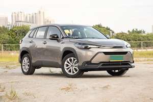 Usado, Seguro, Espacioso, Equipado con Tecnología para SUV, Motor Turbo, Luces LED Automáticas, Techo Solar, Asientos Eléctricos, Distancia Entre Ejes de 2640 mm - Product Image 3