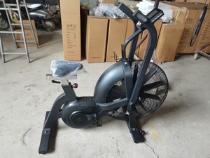 Équipement commercial multifonctionnel réglable de vélo de cardio de vélo de gymnase d'intérieur de résistance au vent pour la musculation pour la filature - Product Image 2