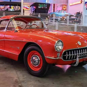 Corvette Fuelie Clásico de Élite Usado de 1957 con Techo Rígido - Product Image 1