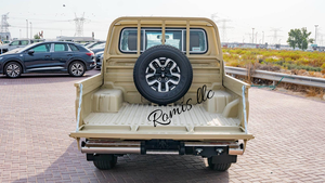 Toyota Land Cruiser 79 Pickup Double Cabine 4.0L Essence V6 Automatique 2024 d'occasion, Premier Propriétaire, Conduite à Gauche - Product Image 6