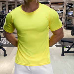 Camiseta Casual Elegante para Hombre con Cuello Redondo Profundo y Detalle de Bordado, 180 Gramos, Tejido de Punto con Patrón Sólido, Optimizado para un Look Moderno - Product Image 1