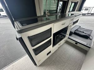 Autocaravana Entegra Coach Ethos 20E 2025 Usada en Excelentes Condiciones - Product Image 5