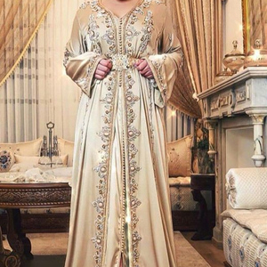 NEW---STUNNING---MIDDLE EAST PARTY-WEAR--CAFTAN robe ornée de perles de verre cristal doré, pierre, travail DABKA @ 2023 - Product Image 1