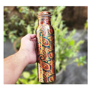 Bouteille d'eau indienne élégante faite à la main en métal pur cuivre avec couvercle, ustensiles de cuisine de luxe pour boissons, nouveau design - Product Image 5
