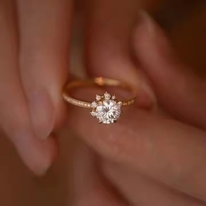 1.50 carats 14K or massif mariage bague de promesse de mariée laboratoire cultivé cluster diamant coupe bijoux fins pour les fêtes et fiançailles - Product Image 1