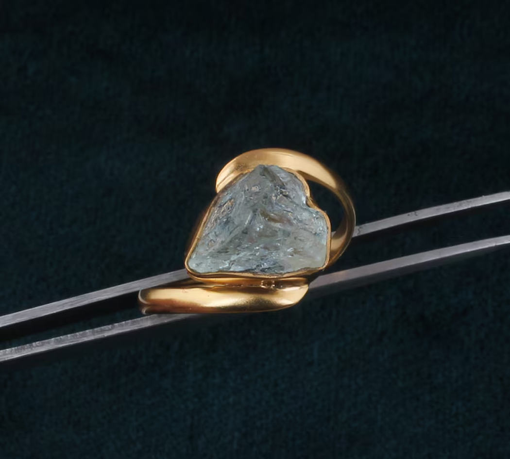 เช่นเดียวกับภาพ