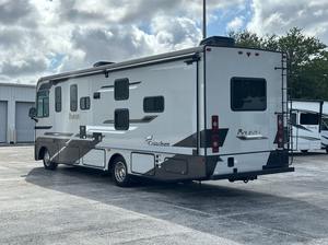 1F65F5DN9N0A10768 Autocaravana Usada de Grado Industrial 2024 con Comodidades Completas, Extensibles y Capacidad para 6 Personas, OEM - Product Image 4