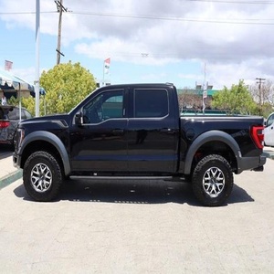 Camioneta Ford Raptor 2020, Opciones de Caja de Cambios Automática y Manual, Turbo 4L, Tracción Delantera, Cuero Claro y Oscuro Disponible - Product Image 6