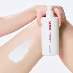 Loción Corporal Reparadora, Blanqueadora, Reductora de Arrugas, Hidratante Profunda, Pantenol, Manteca de Karité, OFFON 300ml - Product Image 4