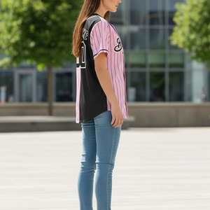 Camiseta de Softbol para Mujer de Alta Calidad con Costuras Resistentes Diseñada para Equipos de Club, Juegos Escolares y Torneos - Product Image 4