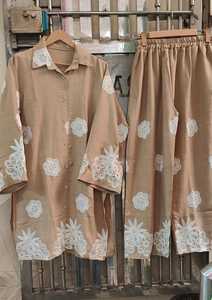 Conjunto de pantalón bordado acampanado cómodo de verano para mujer, ropa India pakistaní, venta al por mayor, algodón fabricado en India - Product Image 4