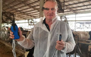 Meilleur prix sonde à ultrasons vétérinaire <span class=keywords><strong>sans</strong></span> <span class=keywords><strong>fil</strong></span> <span class=keywords><strong>portable</strong></span> Wifi prix du système à ultrasons doppler couleur vétérinaire <span class=keywords><strong>portable</strong></span> - Product Image 4