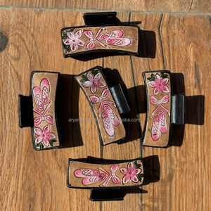 กรงเล็บหนีบผมหนังวัวแท้สำหรับผู้หญิงกิ๊บหนีบผมเครื่องมือแบบตะวันตกออกแบบได้เอง - Product Image 2