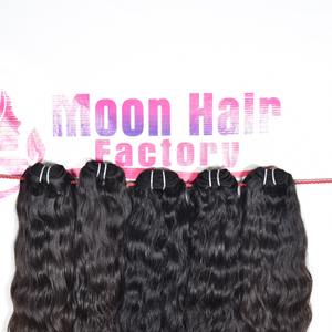 Cheveux indiens de qualité supérieure, très demandés, 36 pouces, doux et soyeux, texture rebondissante, 1 paquet pour les salons de coiffure, en vente - Product Image 4