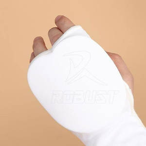Guantes de Entrenamiento de Karate, Ligeros, de Algodón, Diseño Resistente para Práctica de Golpes y Entrenamiento de Habilidades - Product Image 2
