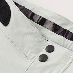 Pantalones de carreras de cuero de motocicleta de alta calidad Estilo OEM Pantalones de cuero de motocicleta hechos a medida - Product Image 4