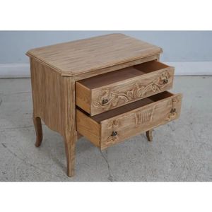 โต๊ะข้างเตียงไม้มะฮอกกานีแกะสลักด้วยมือสไตล์ฝรั่งเศสแบบประณีต | โต๊ะข้างเตียงแบบ3ลิ้นชักตกแต่งด้วยไม้ธรรมชาติ - Product Image 3