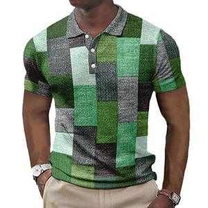 Polo d'été de style décontracté pour hommes, haut de golf à manches courtes de couleur assortie avec motif de revers imprimé, vente en gros 100% coton - Product Image 1